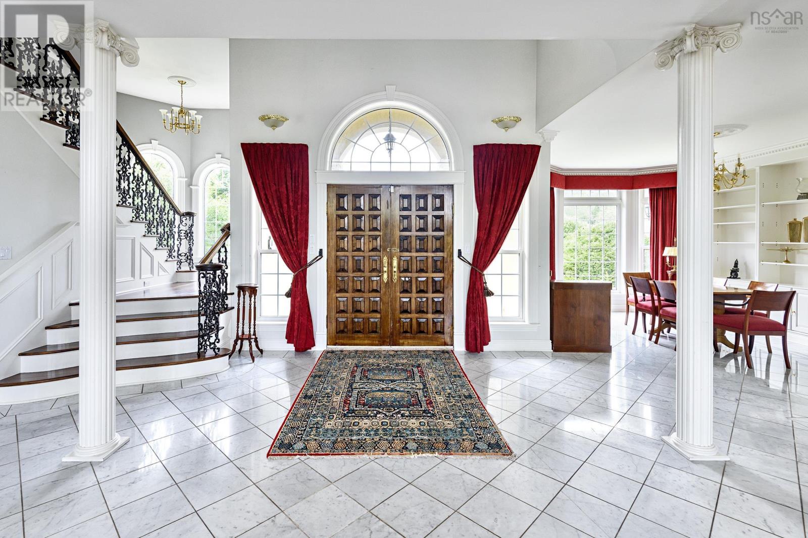 Property 17 of 40 of 82 Tower Road