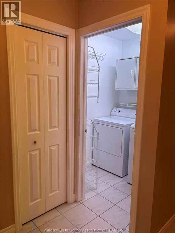 Photo 19 of 554 Rodfam Drive, Windsor ON