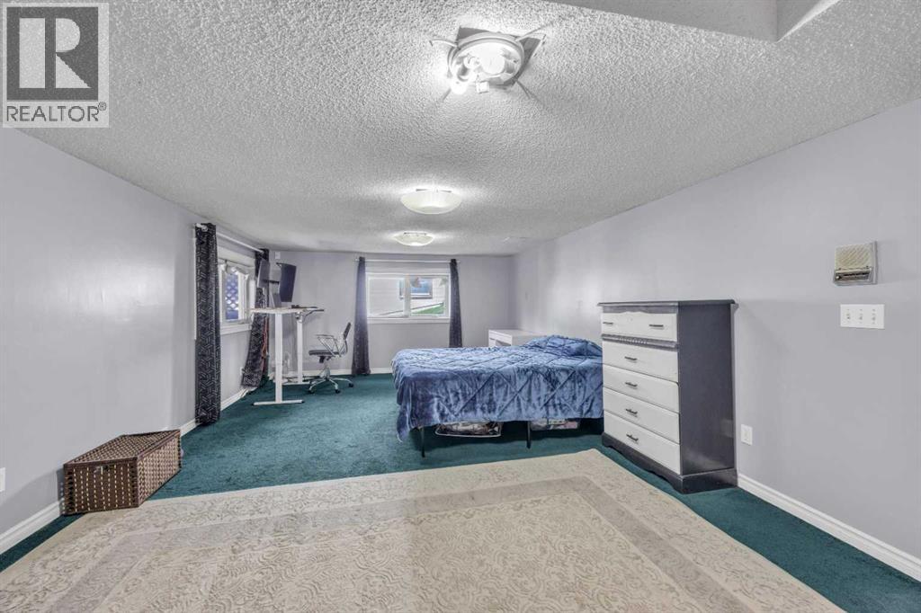 Single Family House for Sale in  Ranchridge Bay NW Ranchlands Calgary 
