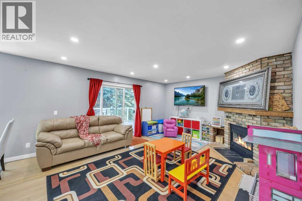 Single Family House for Sale in  Ranchridge Bay NW Ranchlands Calgary 
