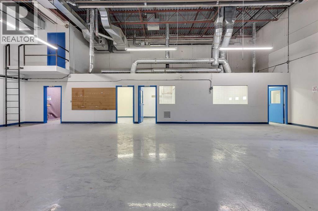 Industrial for Sale in Bay    Avenue NE McCall Calgary 
