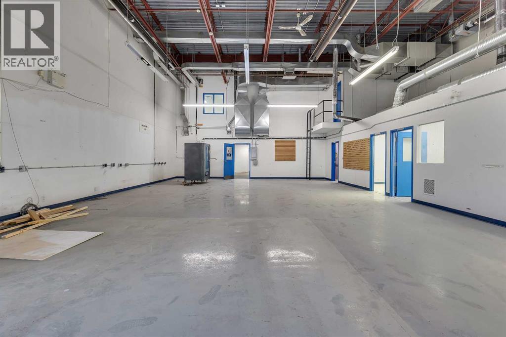 Industrial for Sale in Bay    Avenue NE McCall Calgary 