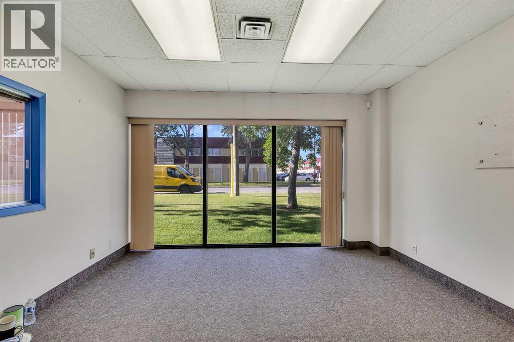 Industrial for Sale in Bay    Avenue NE McCall Calgary 