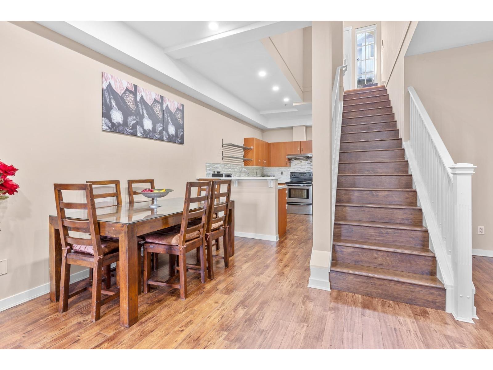 Photo 11 of 184 12040 68 Avenue, Surrey BC