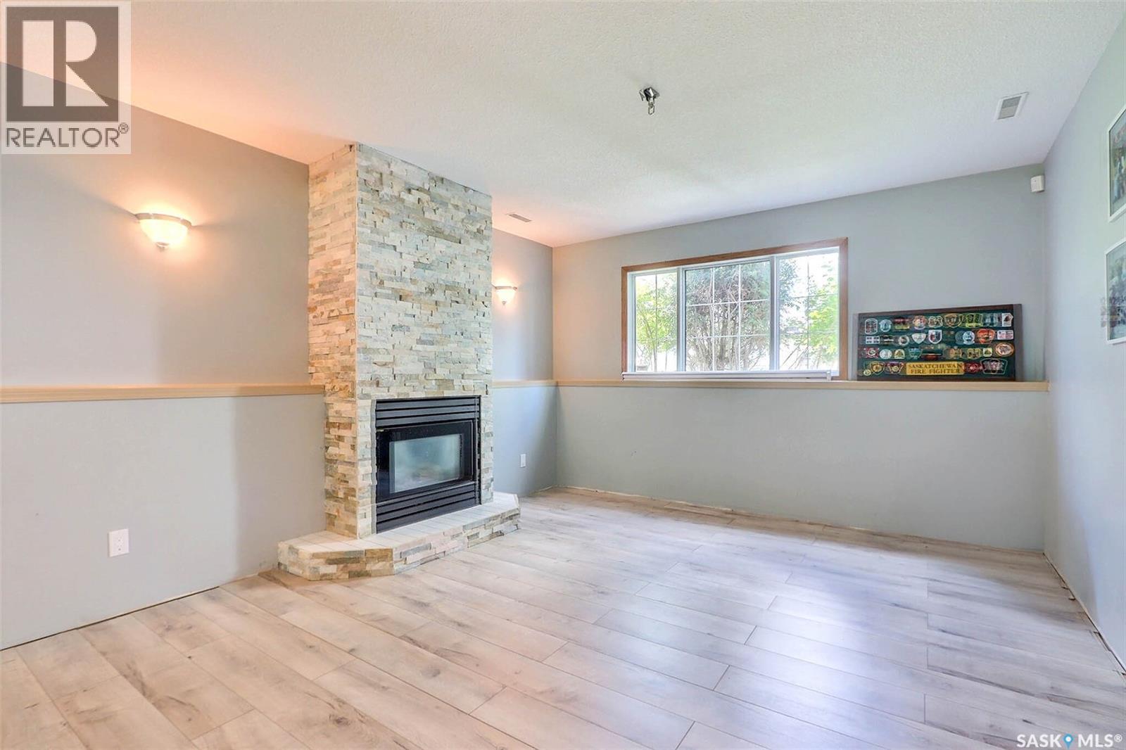 Photo 15 of 441 Mahon Drive, Prince Albert SK