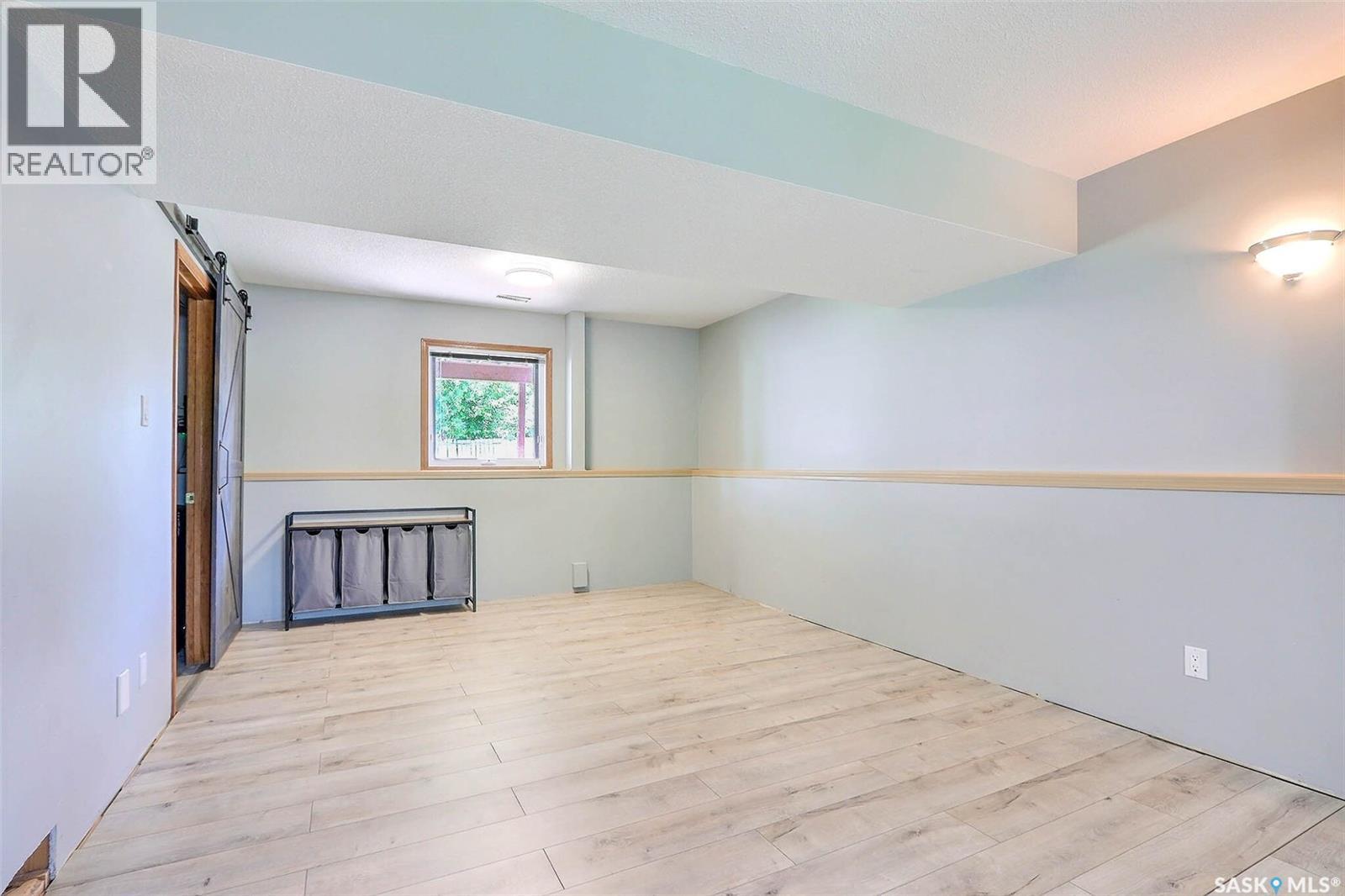 Photo 16 of 441 Mahon Drive, Prince Albert SK