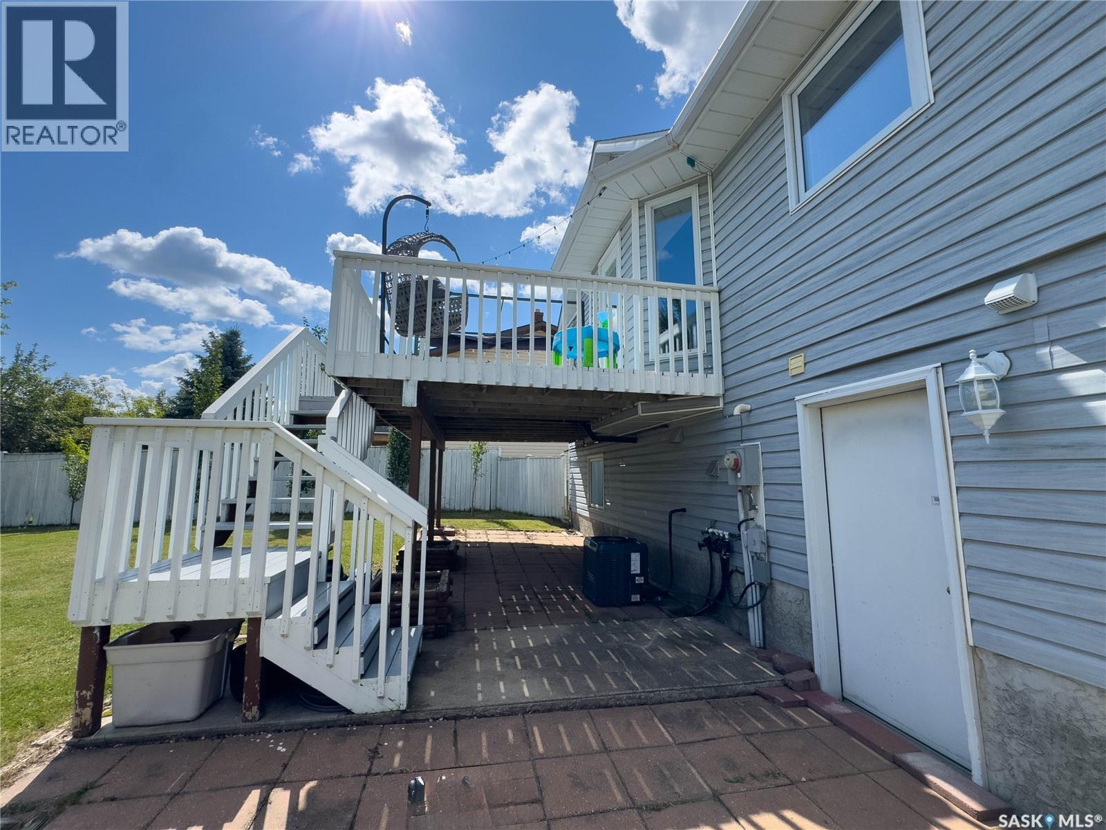 Photo 26 of 441 Mahon Drive, Prince Albert SK