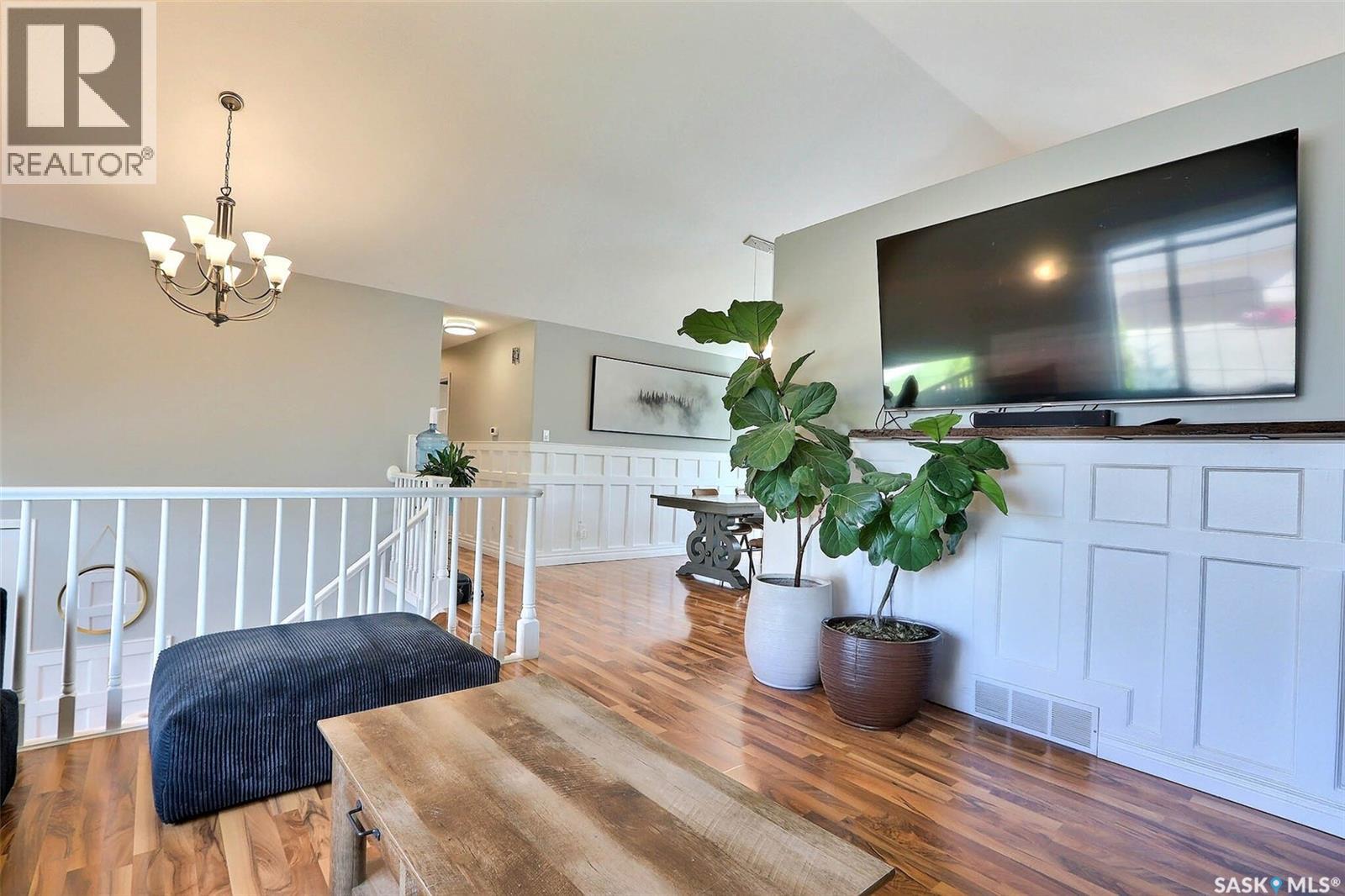 Photo 3 of 441 Mahon Drive, Prince Albert SK
