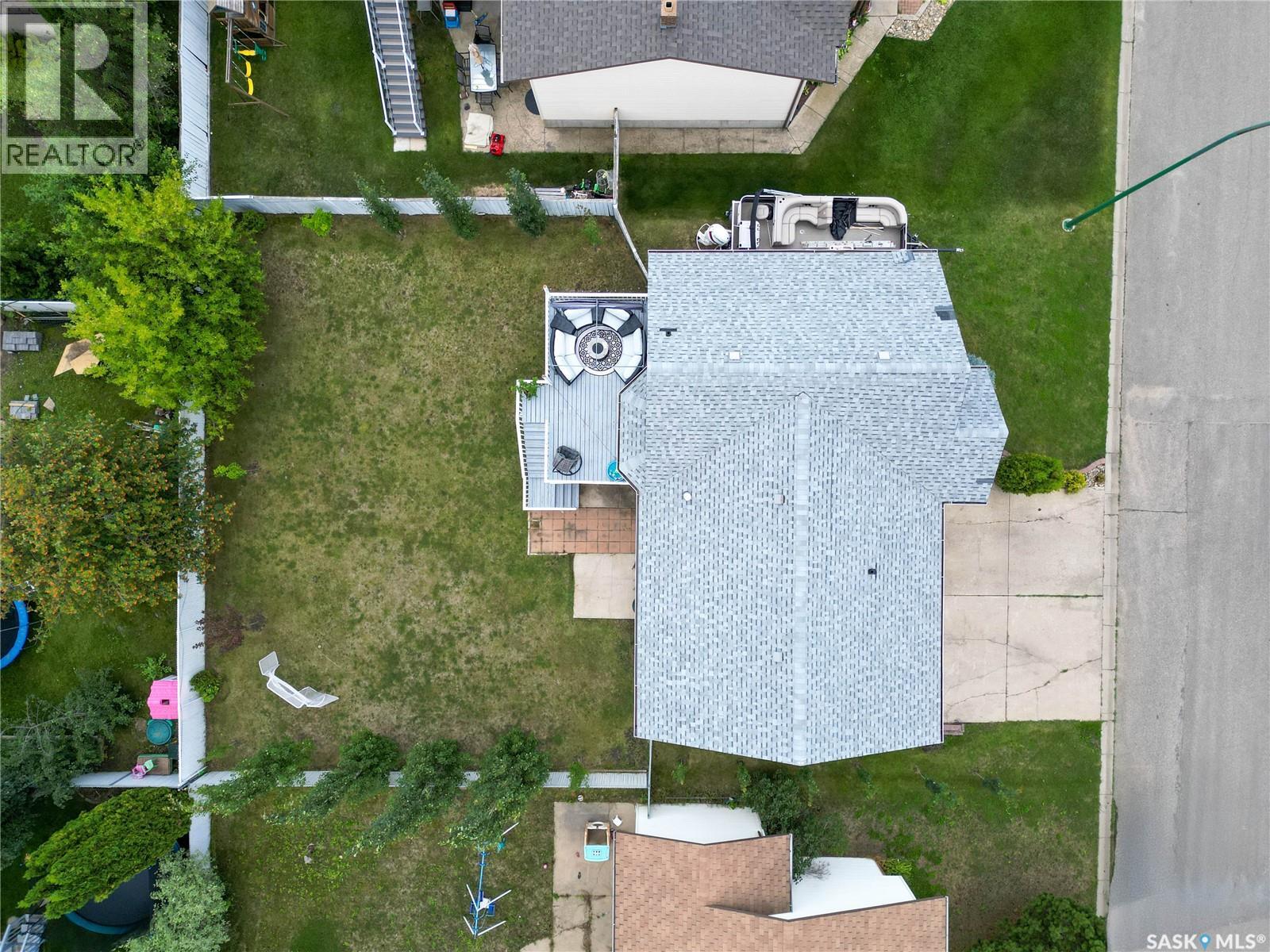Photo 31 of 441 Mahon Drive, Prince Albert SK