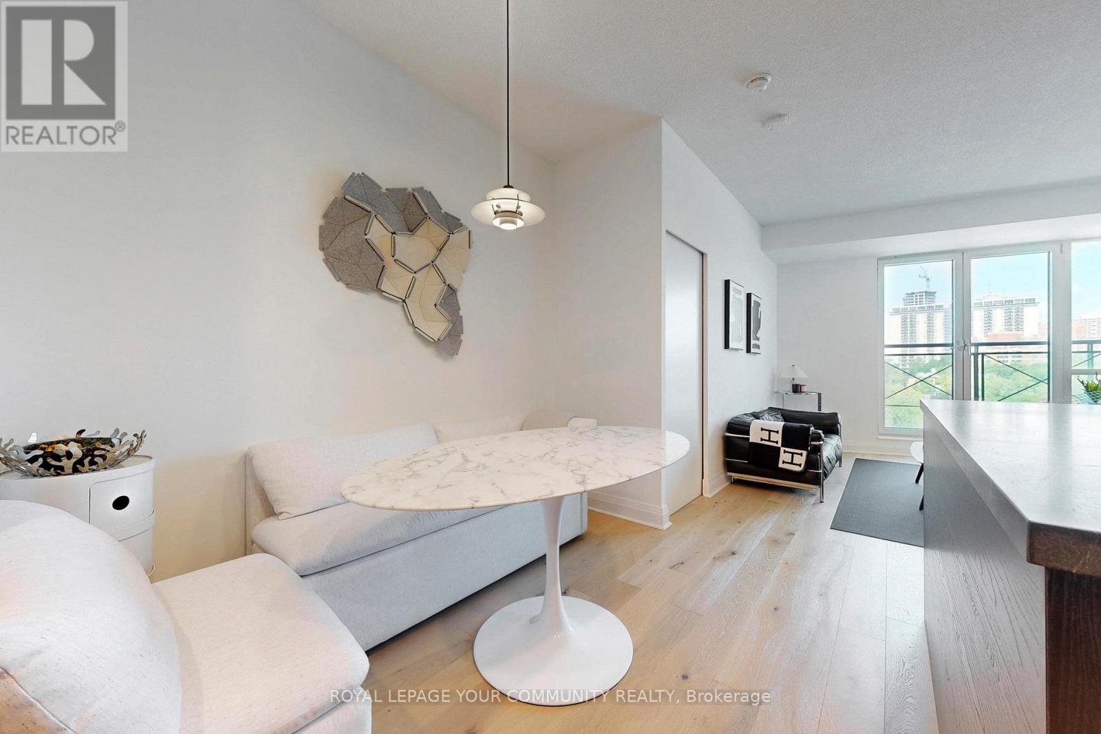Photo 42 of 905 20 Scrivener Square, Toronto ON