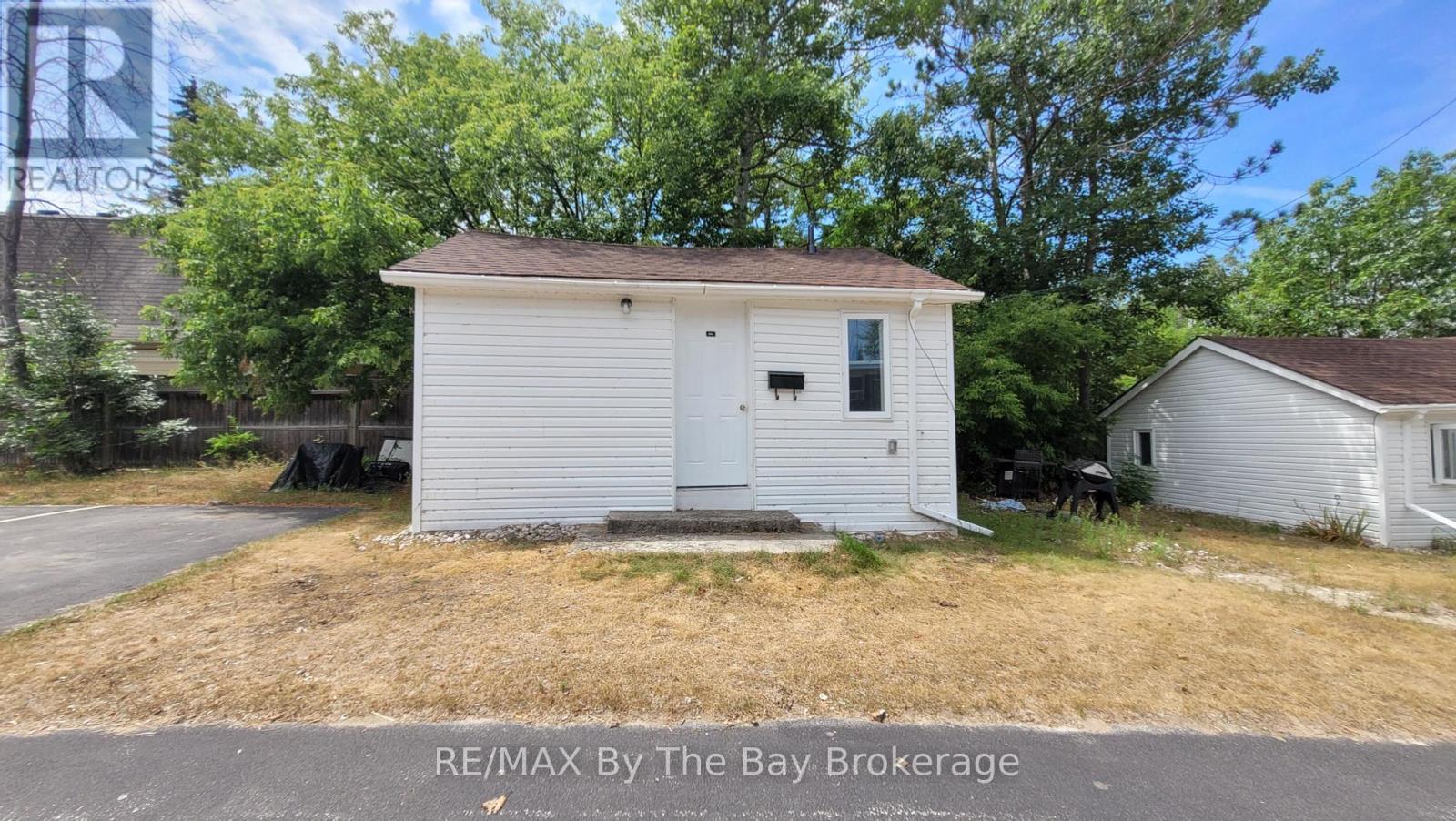 Photo 9 of D 04 280 River Road E, Wasaga Beach ON