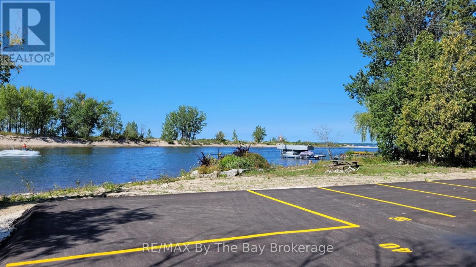 Photo 6 of D 04 280 River Road E, Wasaga Beach ON