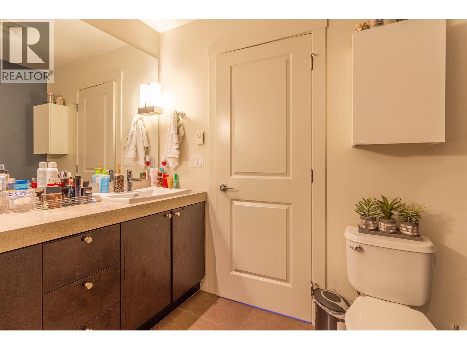 Photo 17 of 103 688 Edgar Avenue, Coquitlam BC