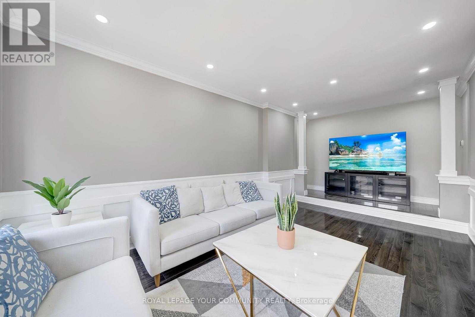 Photo 15 of 73 Peelton Heights Road, Brampton ON