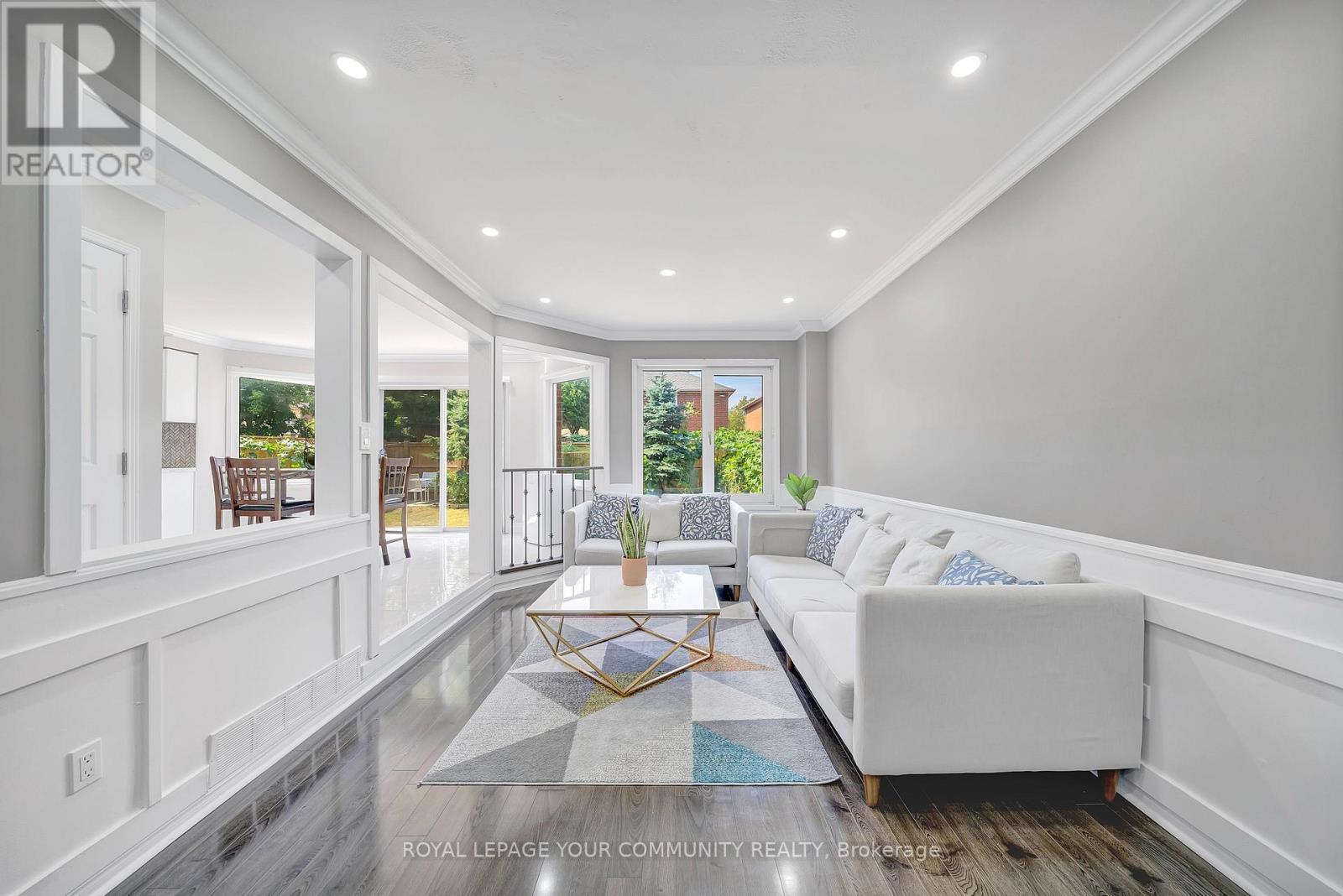 Photo 17 of 73 Peelton Heights Road, Brampton ON