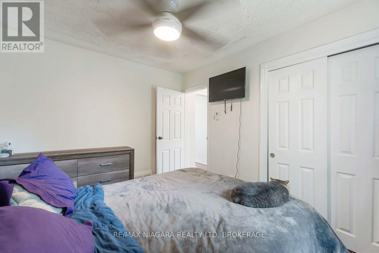 Photo 21 of 107 Oakdale Avenue, St Catharines ON