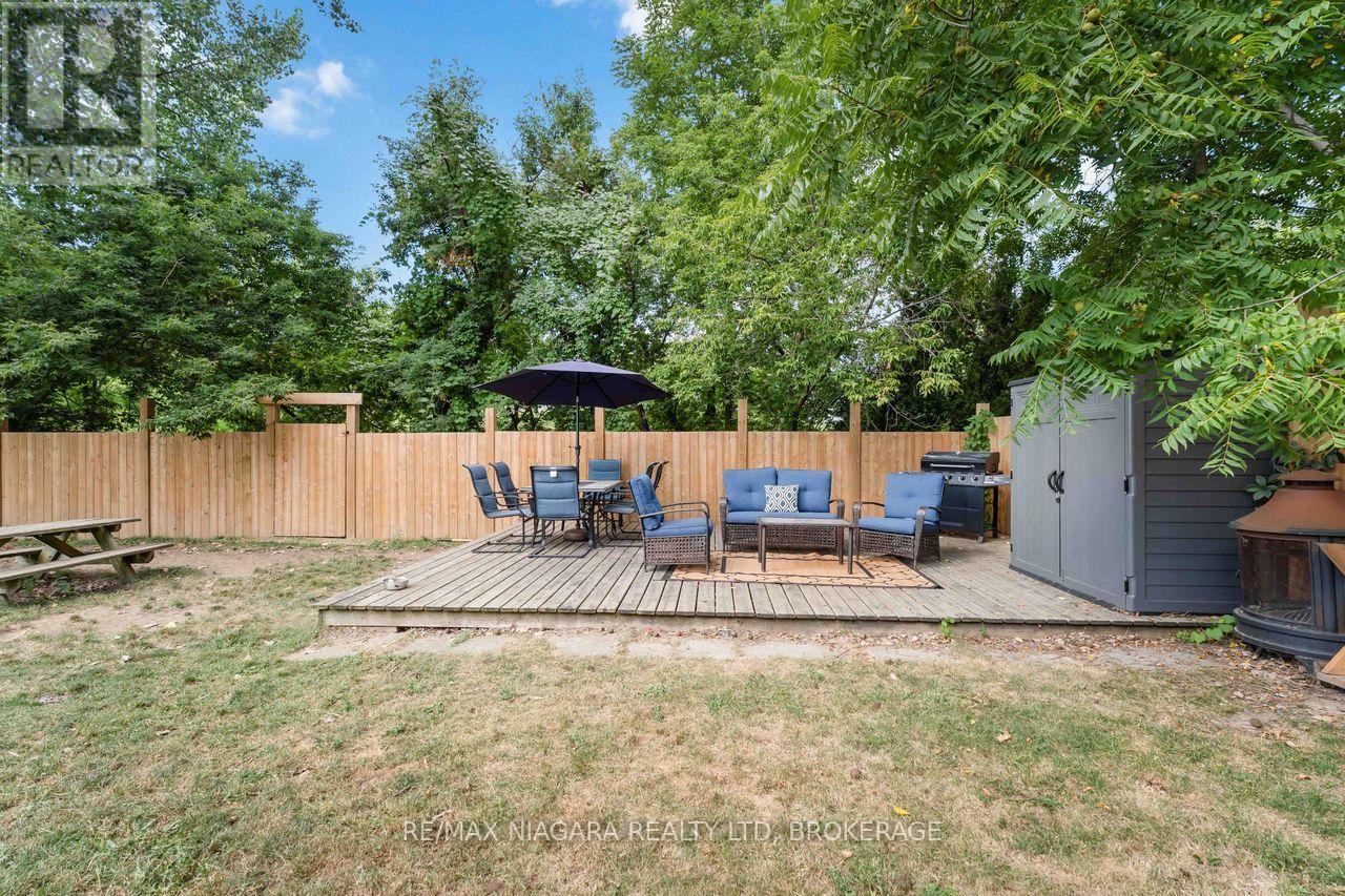 Photo 31 of 107 Oakdale Avenue, St Catharines ON
