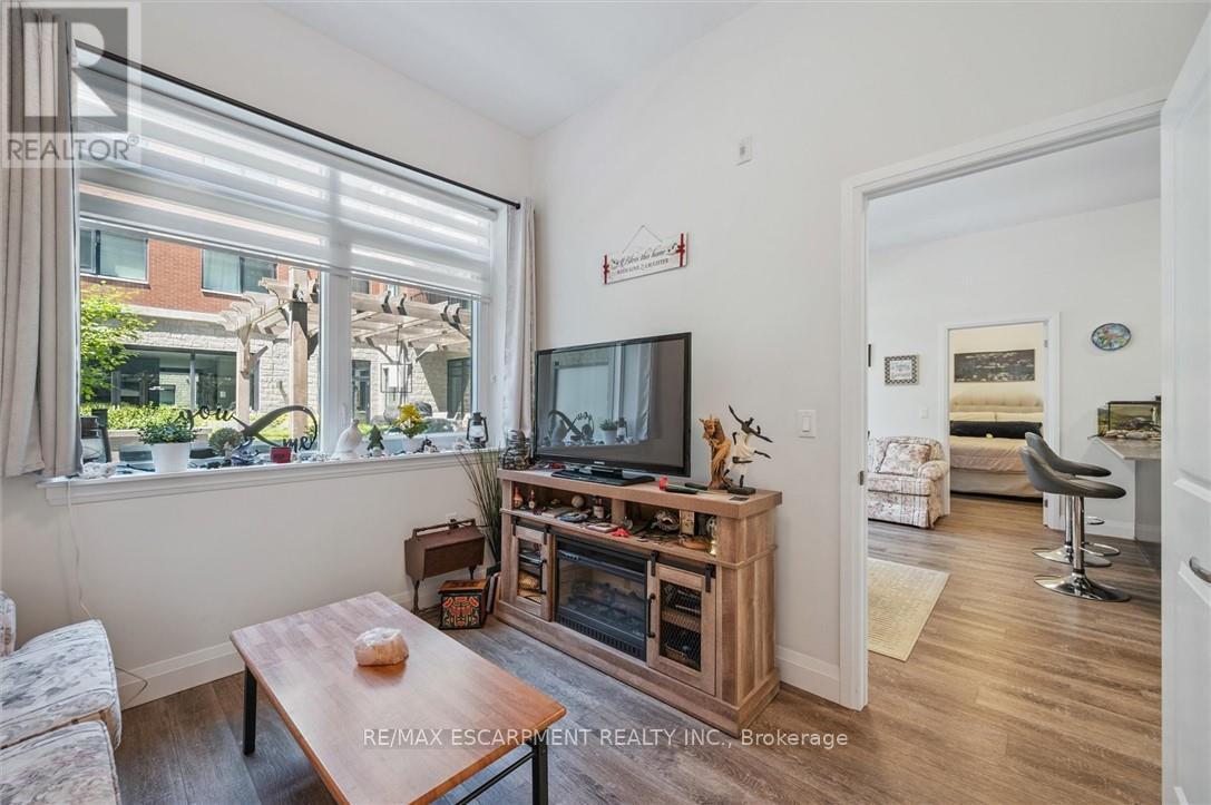 Single Family House for Sale in    REDFERN AVENUE Hamilton (Mountview) 