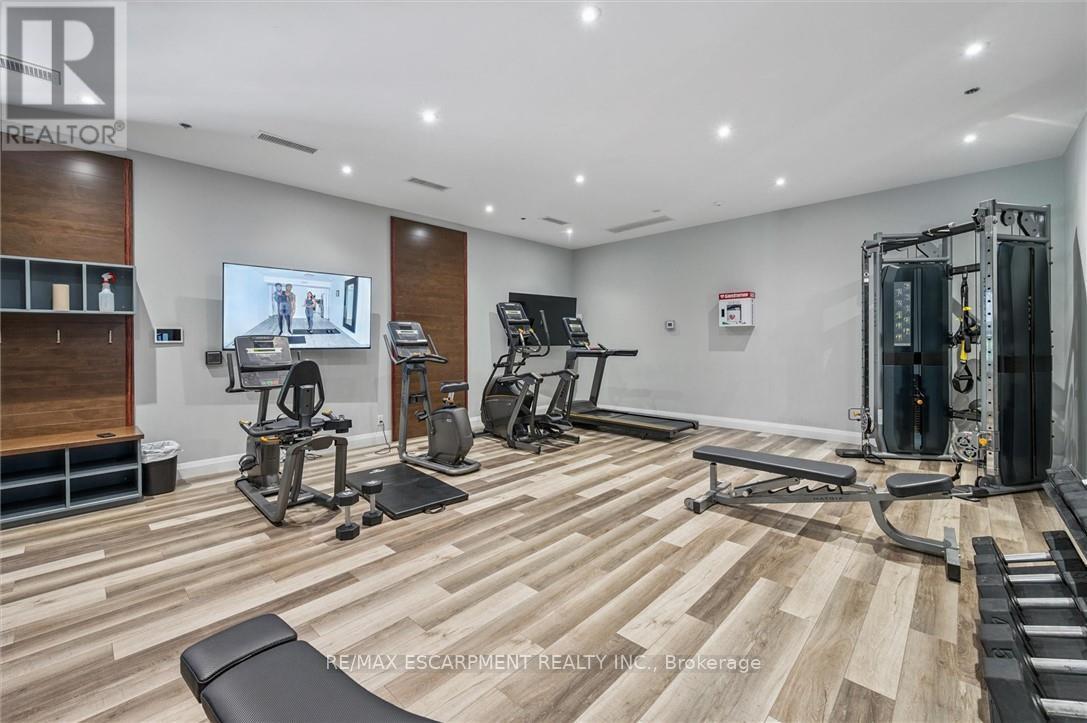 Single Family House for Sale in    REDFERN AVENUE Hamilton (Mountview) 