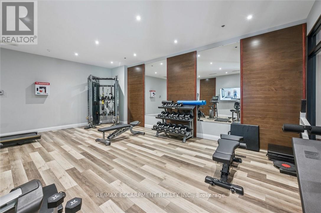 Single Family House for Sale in    REDFERN AVENUE Hamilton (Mountview) 