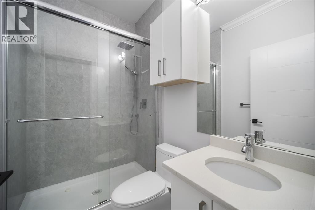 Photo 32 of 6898 Carnegie Street, Burnaby BC
