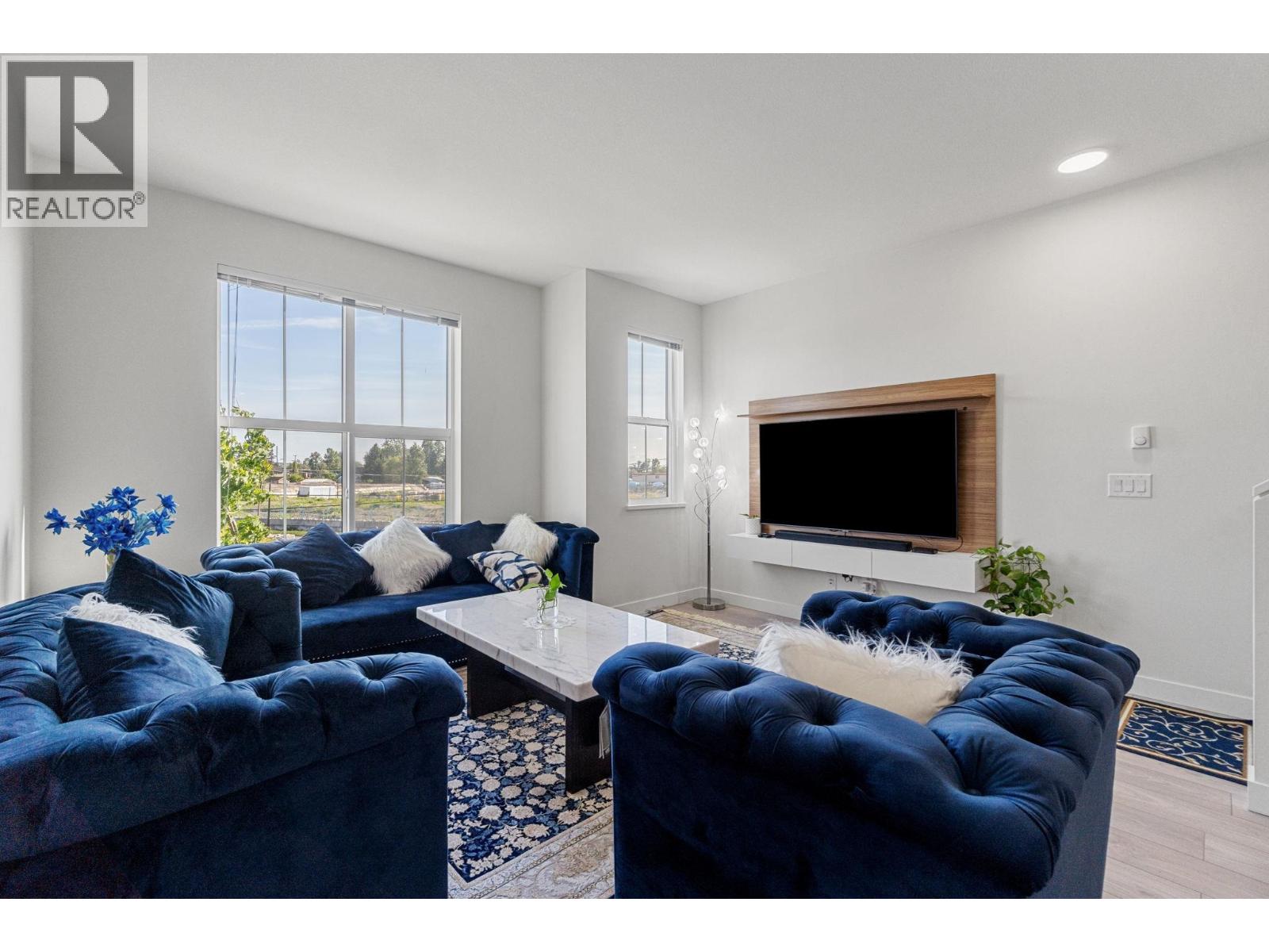 Photo 3 of 46 488 Furness Street, New Westminster BC