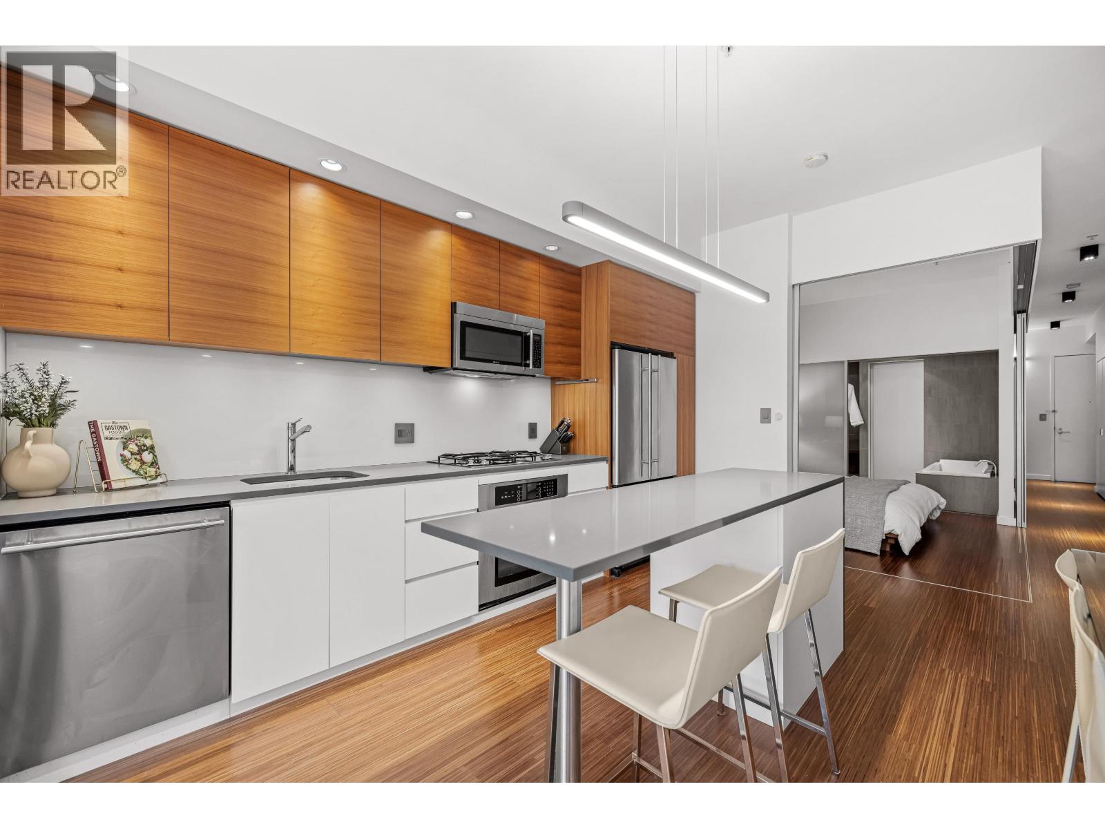 Photo 14 of 405 1228 Homer Street, Vancouver BC