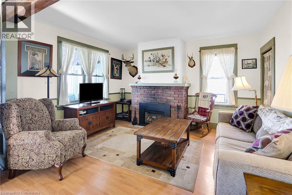 Photo 9 of 11611 Beach Road W, Wainfleet ON