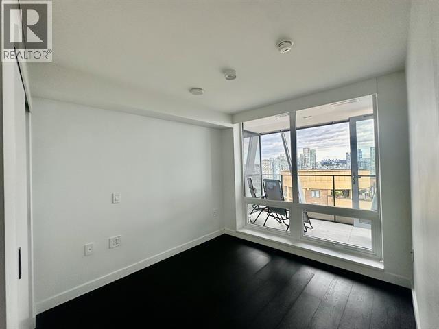 Photo 7 of 1406 888 Richards Street, Vancouver BC