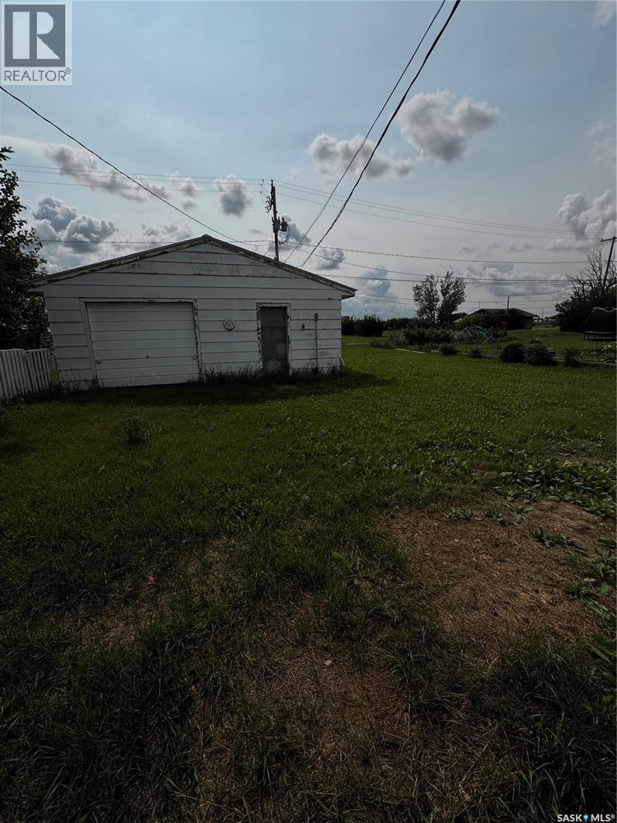 Photo 15 of 210 2nd Avenue W, Nokomis SK