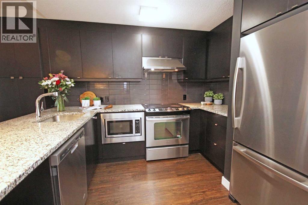 Single Family House for Sale in   Aspenmont Heights SW Aspen Woods Calgary 