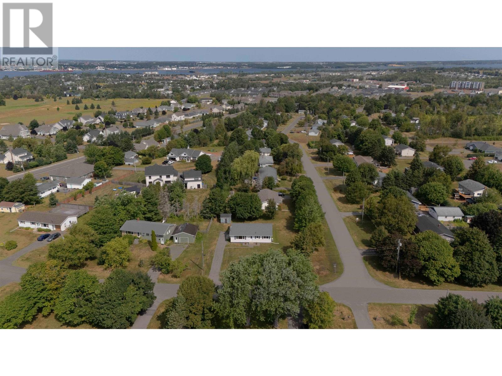 Photo 6 of 17 Clearview Drive, Stratford PE
