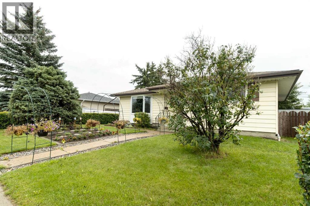 Single Family House Bungalow for Sale in  Maryvale Drive NE Marlborough Calgary 