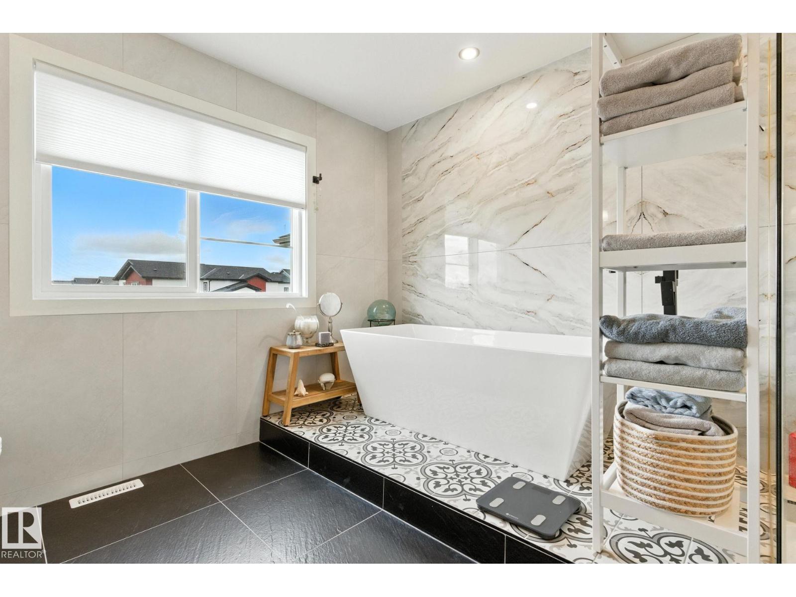 Photo 41 of 73 Ashbury Cr, Spruce Grove AB