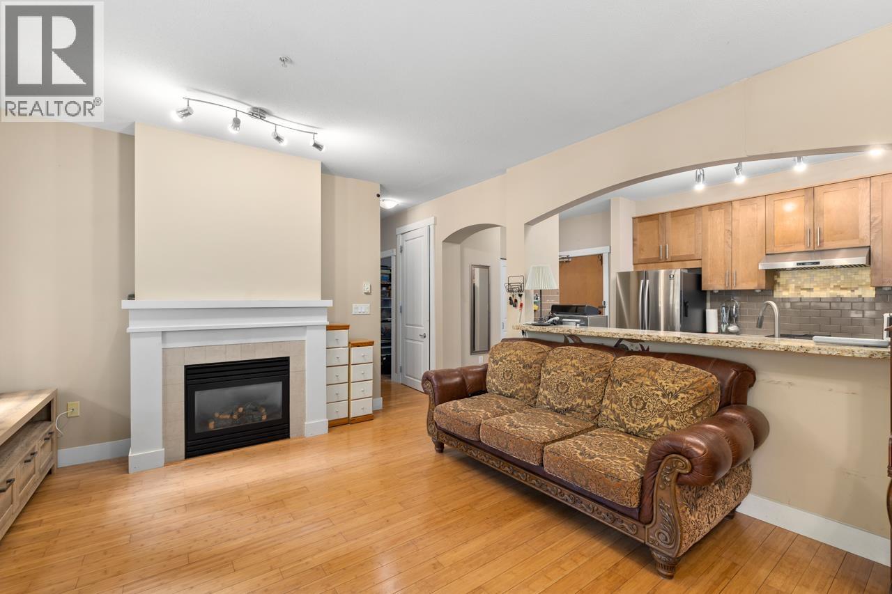 Photo 10 of 210 4885 Valley Drive, Vancouver BC