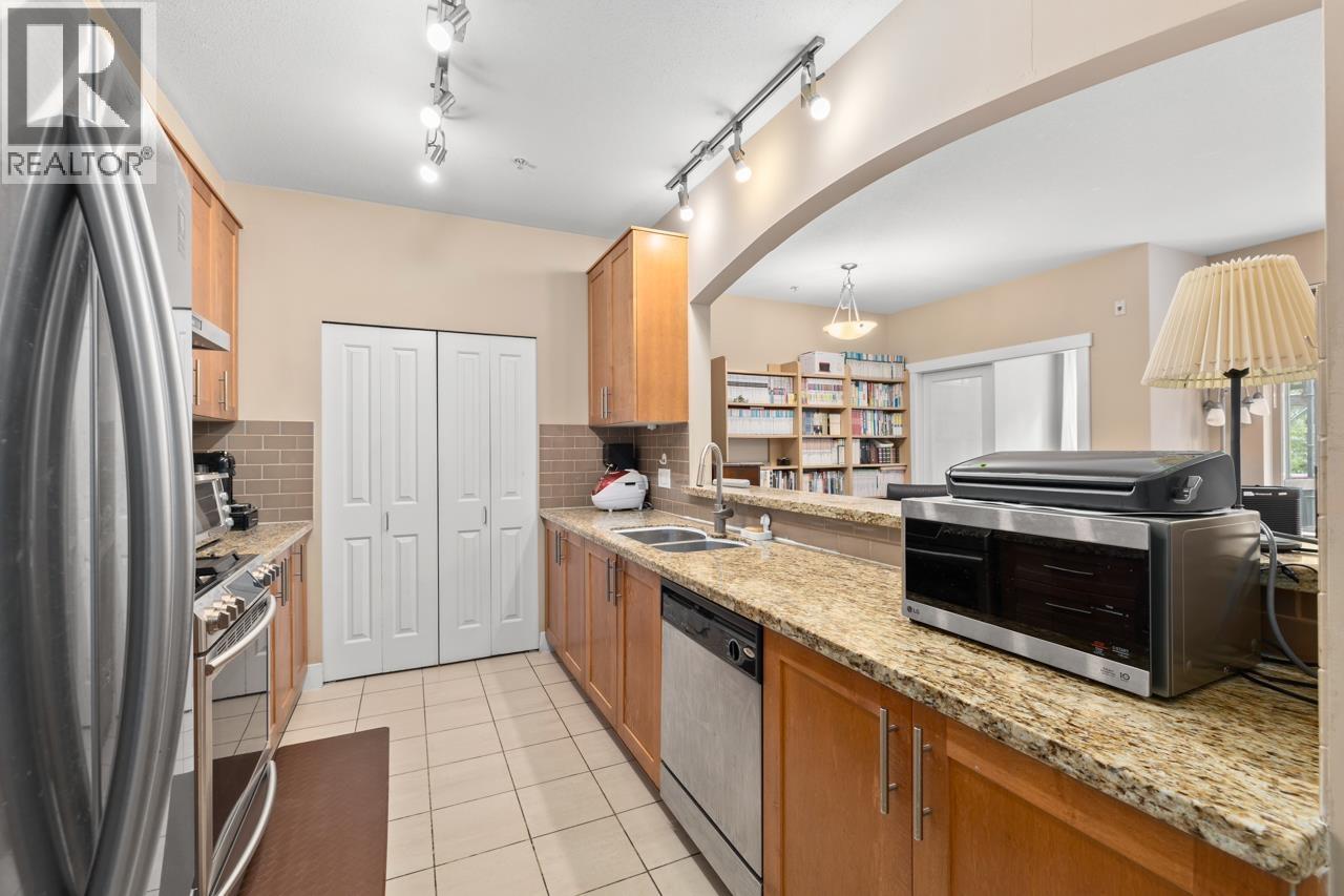 Photo 4 of 210 4885 Valley Drive, Vancouver BC