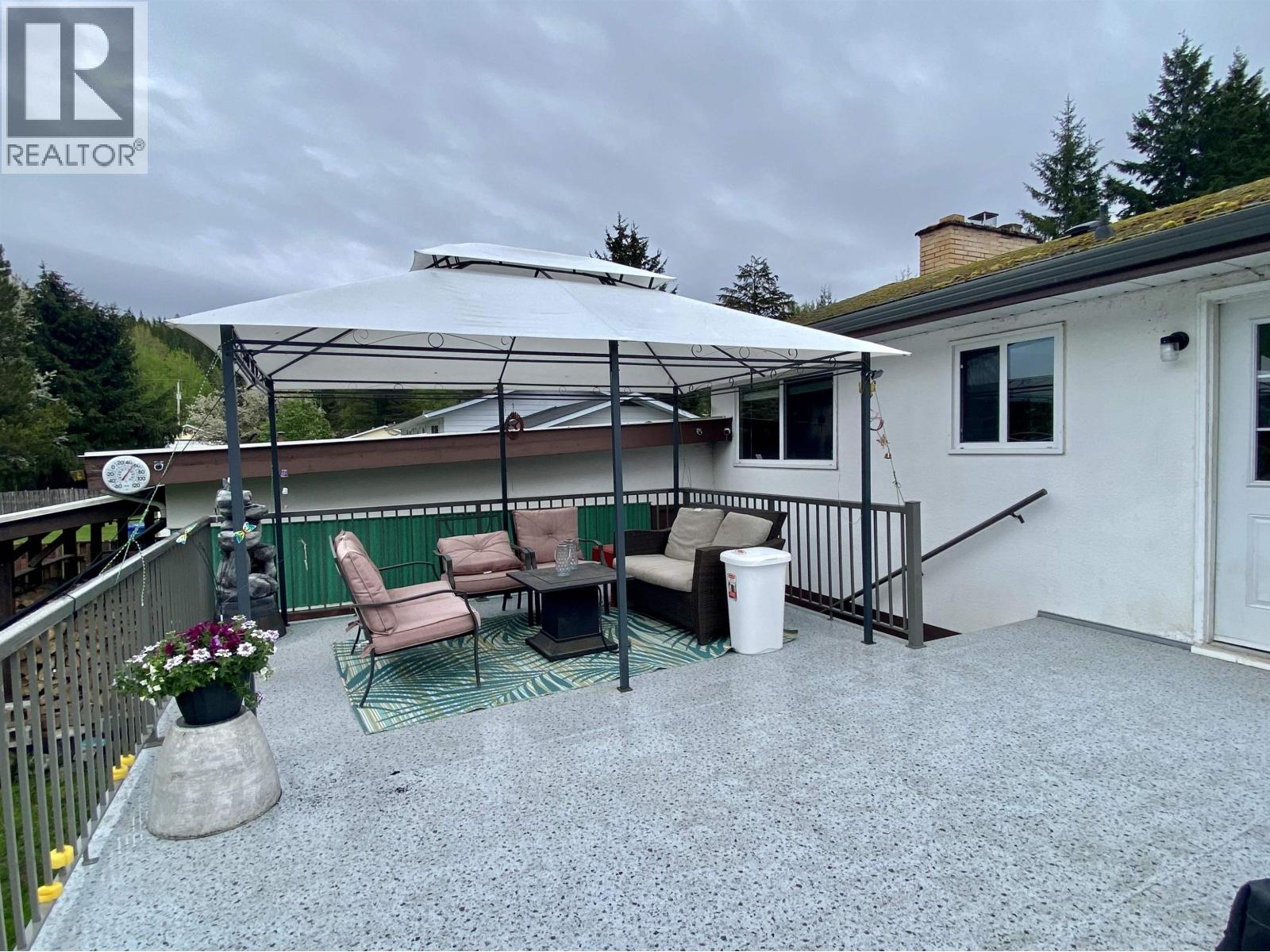 4710 GAIR AVENUE, Terrace