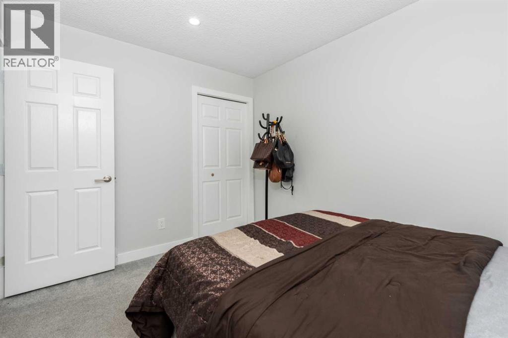 Single Family House for Sale in  Chapalina Crescent SE Chaparral Calgary 