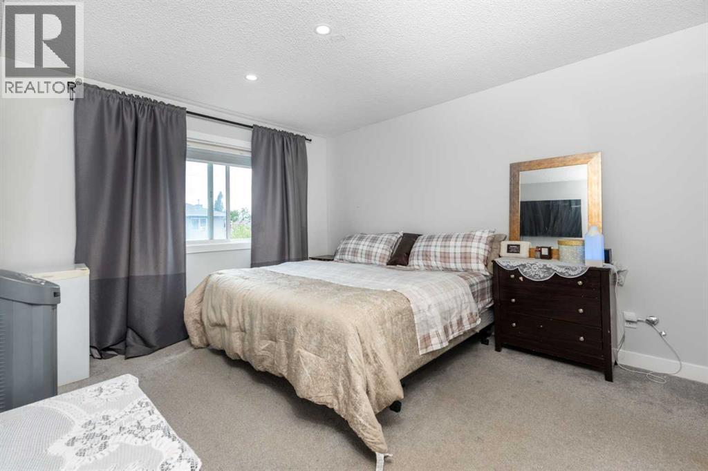 116 Chapalina Crescent SE, Calgary, Alberta