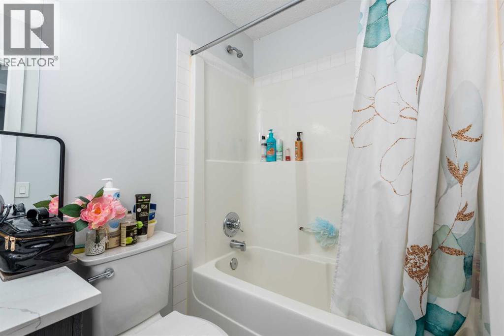 Single Family House for Sale in  Chapalina Crescent SE Chaparral Calgary 