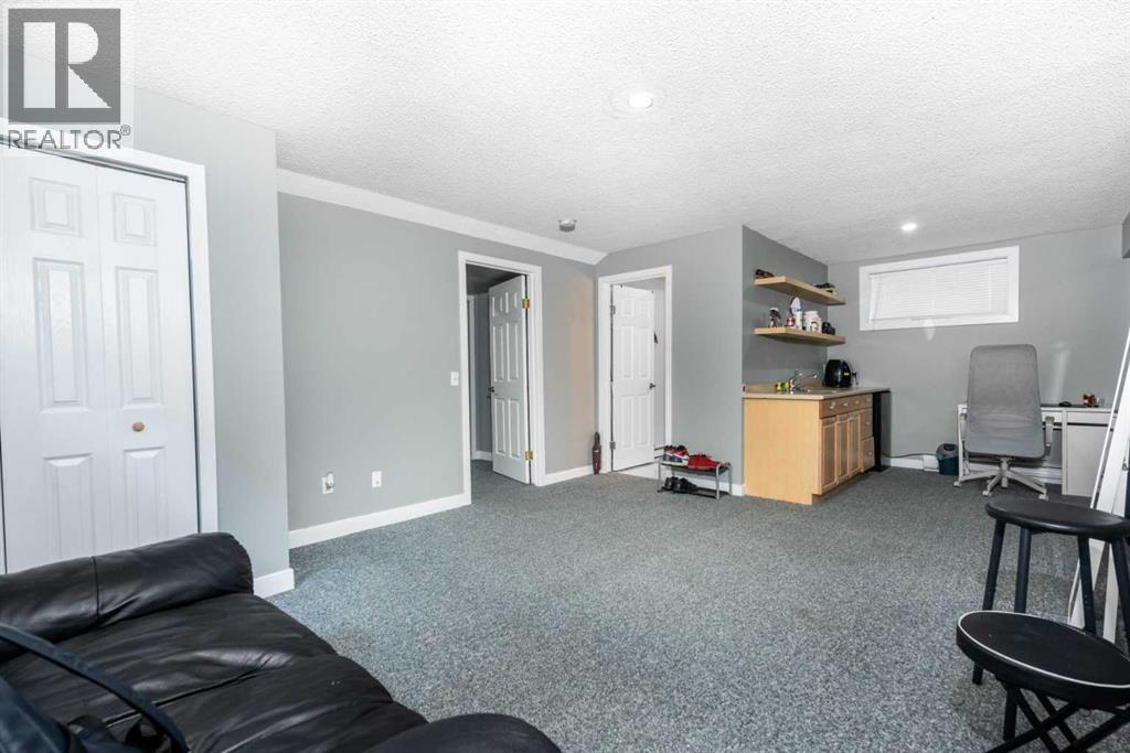 Single Family House for Sale in  Chapalina Crescent SE Chaparral Calgary 