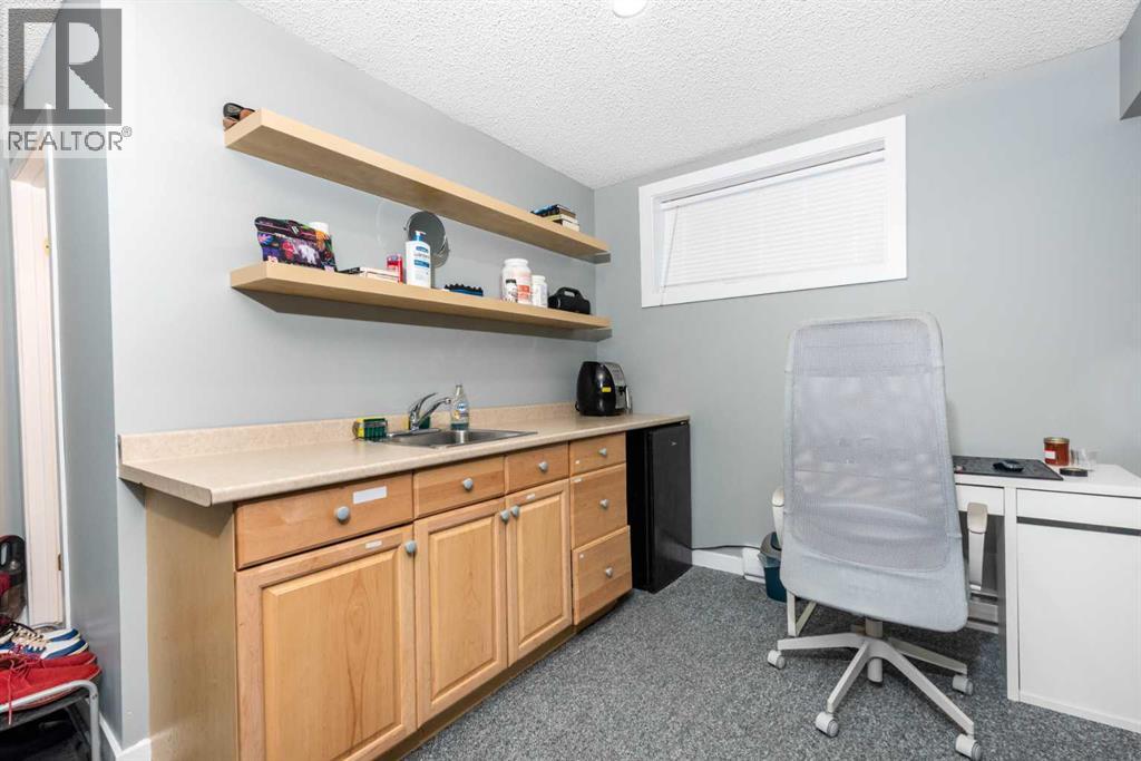 Single Family House for Sale in  Chapalina Crescent SE Chaparral Calgary 