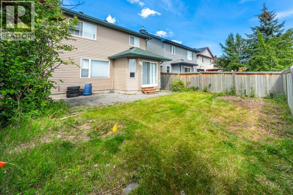 Single Family House for Sale in  Chapalina Crescent SE Chaparral Calgary 