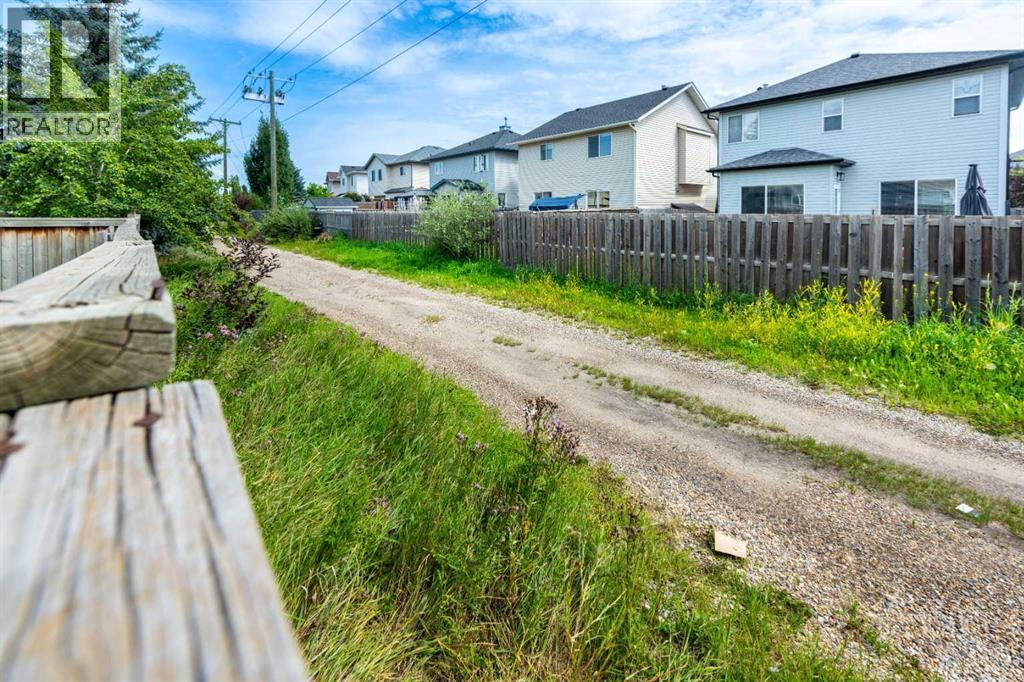Single Family House for Sale in  Chapalina Crescent SE Chaparral Calgary 