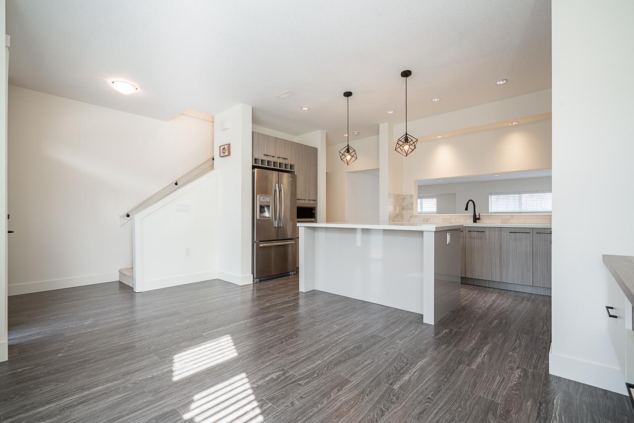 Photo 7 of 12 14057 60 A Avenue, Surrey BC