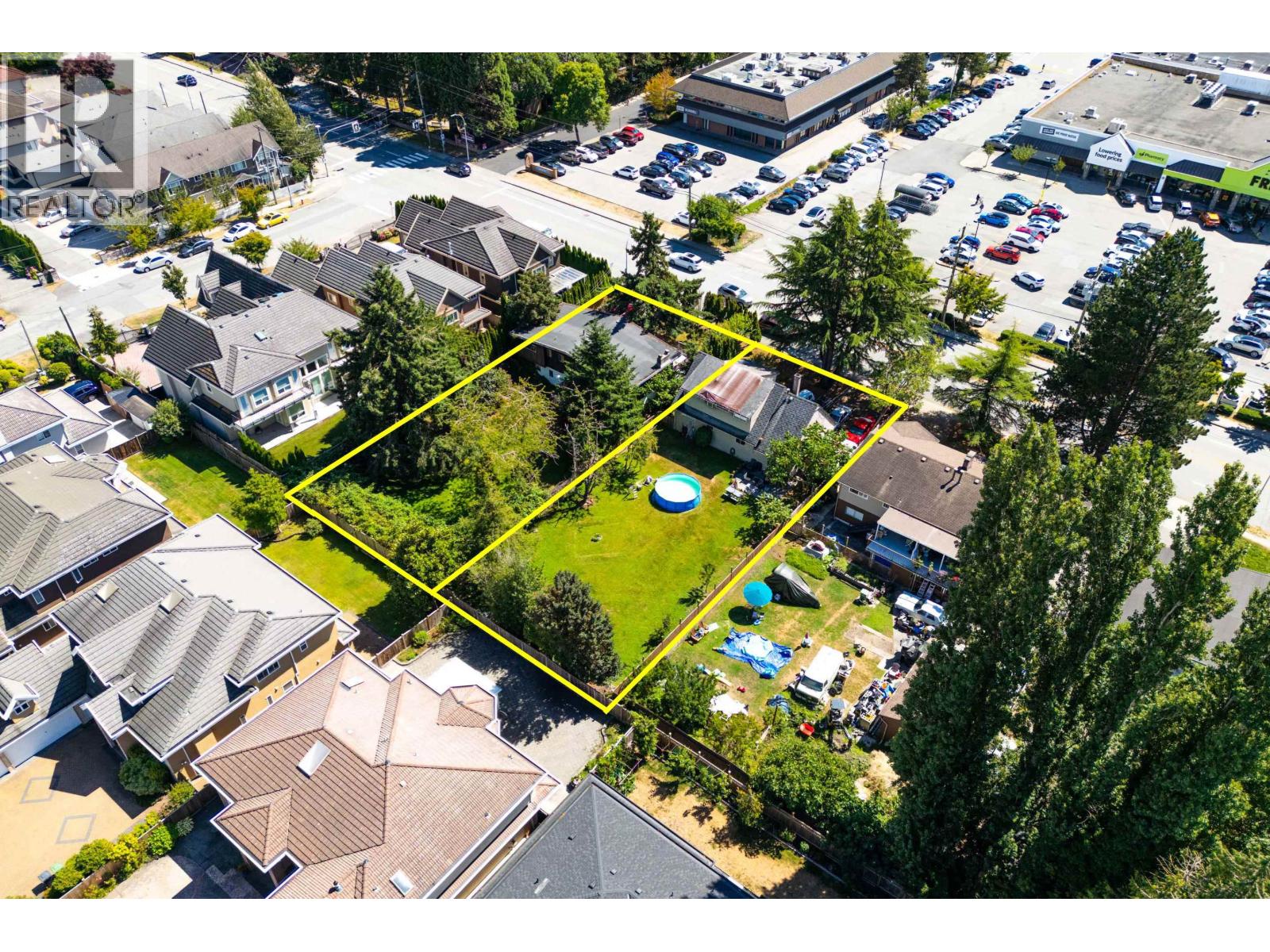 Photo 3 of 6131 Blundell Road, Richmond BC