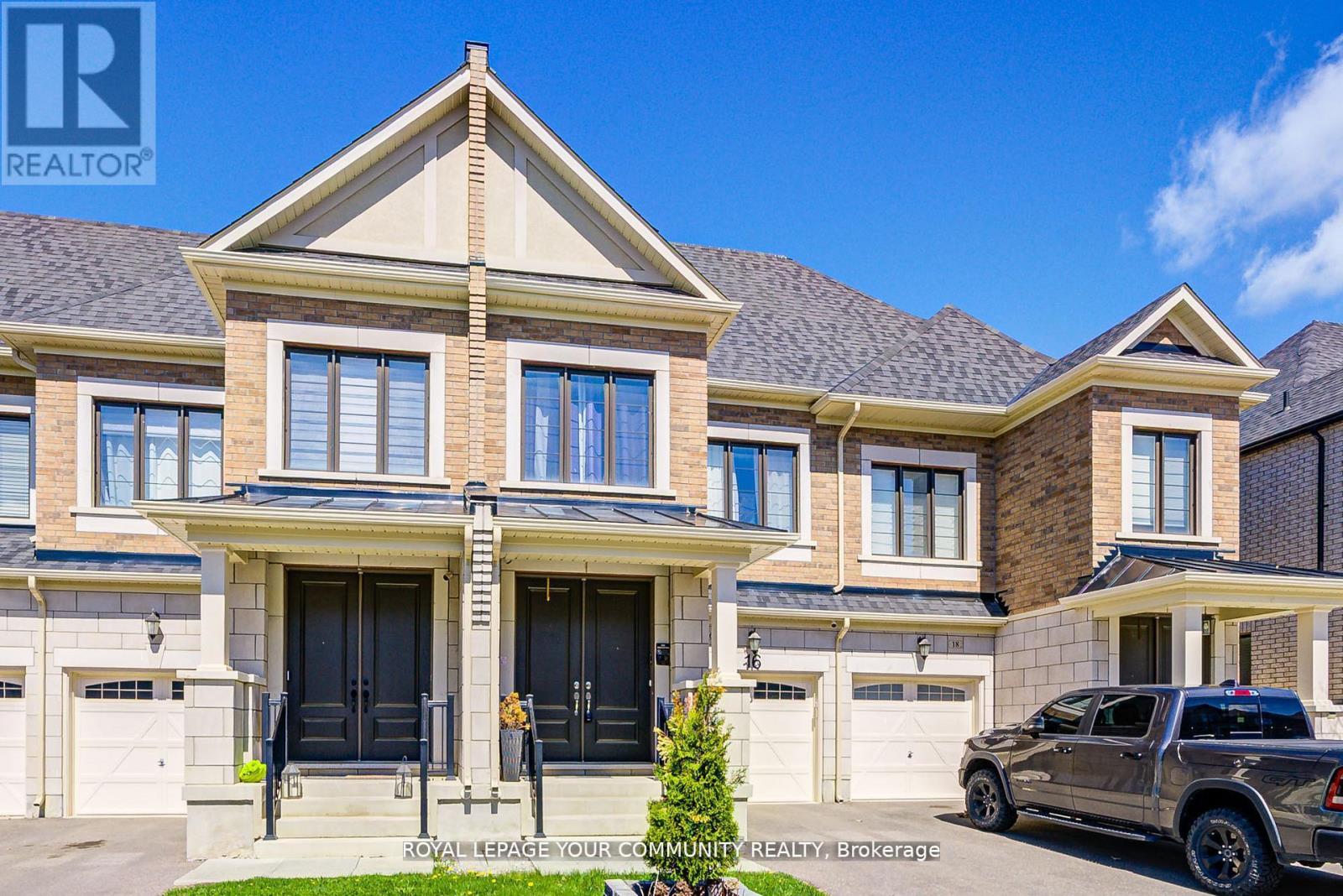 Photo 12 of 16 Angelfish Road, Brampton ON