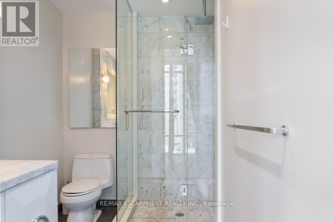Photo 18 of 607 88 Park Lawn Road, Toronto ON