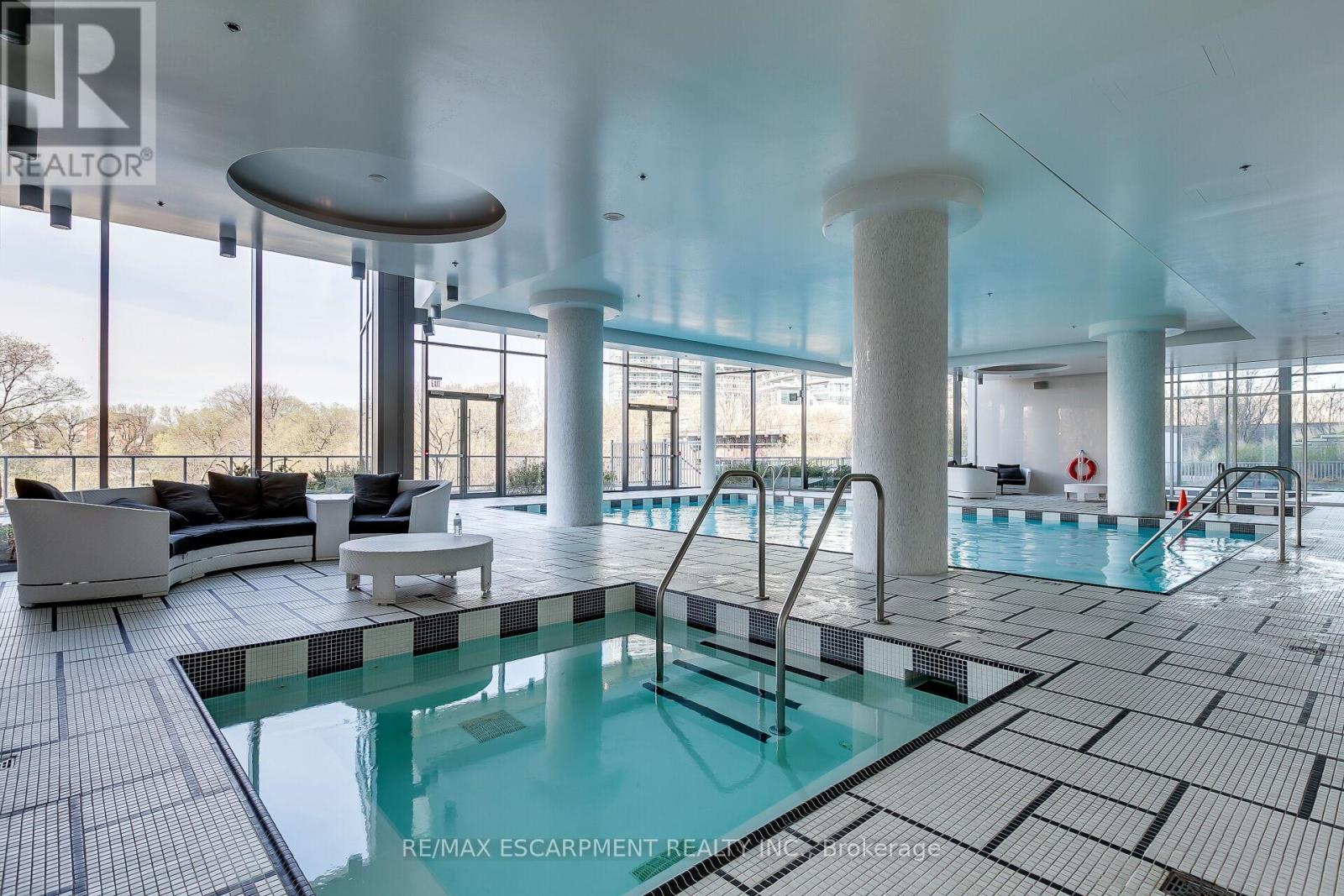 Photo 27 of 607 88 Park Lawn Road, Toronto ON