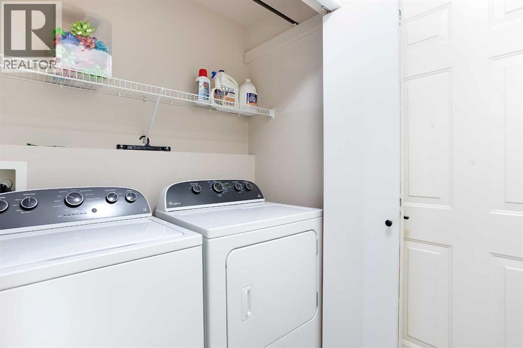 Single Family House for Sale in  Hidden Ranch Close NW Hidden Valley Calgary 